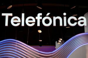 Spain’s Telefonica shares drop on dividend cut, net loss